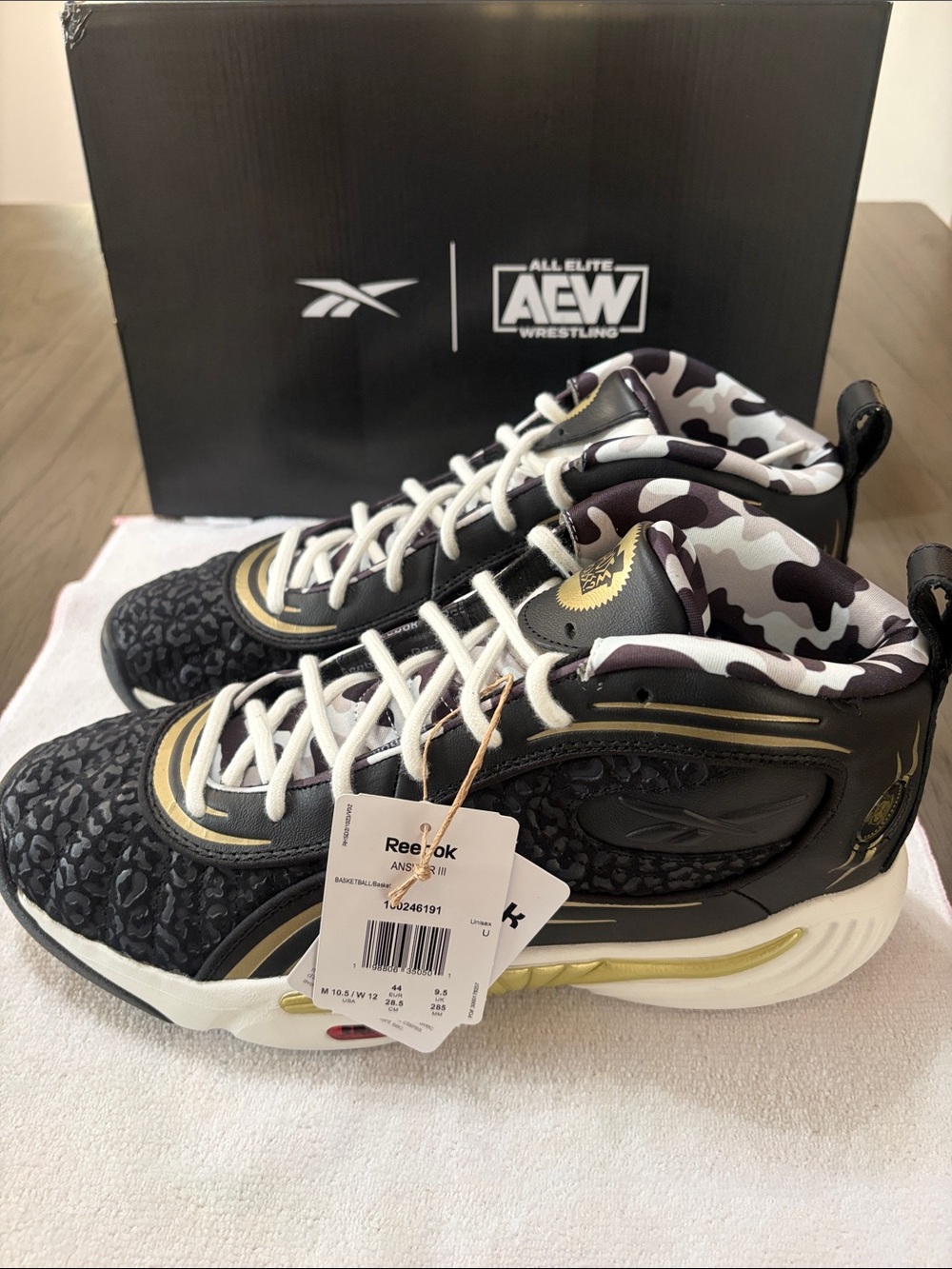 Reebok Answer III Swerve